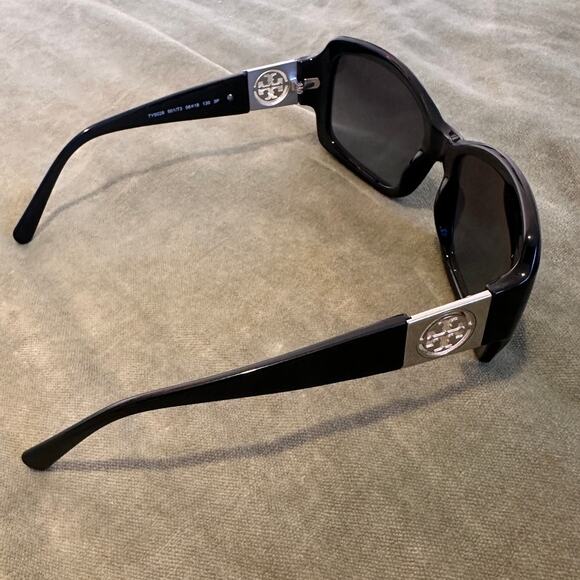 Tory Burch TY9028 Black Sunglasses with Grey Lenses Silver TB Logo - Picture 2 of 7